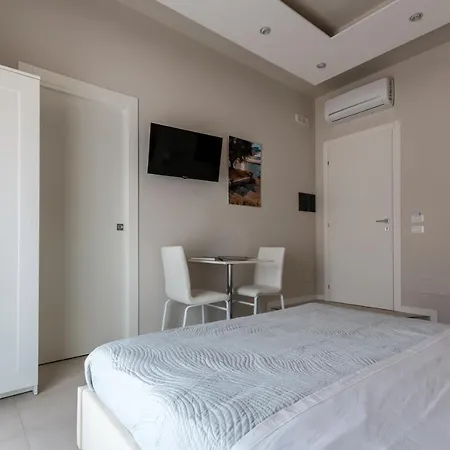 Photorooms 4* Siraküza