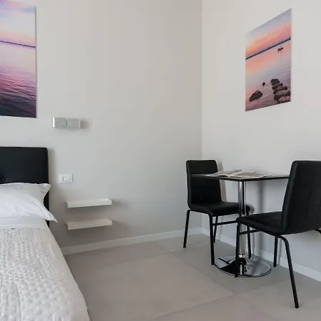 Bed & Breakfast Photorooms